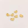 Material de aço inoxidável 316L Irregular dourado com buraco pequeno amor bonito requintado pequenos acessórios artesanais DIY