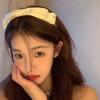 Diadema de princesa con lazo y letra D retro de estilo francés de celebridades de Internet de Corea del Sur, elegante y elegante, banda para el cabello a presión