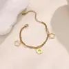 Pulsera de Doble Capa y Una Sola Capa con Mariposa y Trébol de Cinco Hojas para Mujer, Acero de Titanio, Nácar, Acero Inoxidable, No se Desvanece, Moderna y Exquisita, Varios Estilos de Joyería