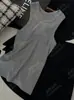 DestacadoYuran 26 Nuevo Modelo Primavera/Verano Camiseta sin Mangas de Punto Canalé Elástico Ligero con Logo Metálico y Cuello Redondo