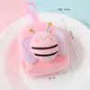 Monedero de Felpa Lindo de Dibujos Animados, Estuche para Auriculares de Muñeco 3D Abeja, Bolsa de Almacenamiento de Monedas con Cremallera de Color Caramelo