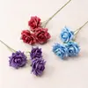 Flores de Seda Flores Artificiales Plantas Verdes Flores Artificiales Rosa de 3 Cabezas Textura de Malla Flores de Rosa Paisajes de B&B Ramilletes de Boda Arreglos Florales Ramilletes de Flores Decorativos