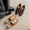 Mocasines de Cuero Vacuno de Primera Capa para Mujer, Nuevas Llegadas de Principios de Primavera, Cuero Genuino por Dentro y por Fuera, Punta Redonda, Color Pulido, Tacón Bajo, Zapatos de Corte Medio de una Sola Pieza para Mujer