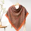 Lenço Quadrado Fino de Seda e Lã para Primavera e Verão o Ano Todo Feminino 200 Xale Étnico Lenço para Ar Condicionado Feminino Customização de Fábrica