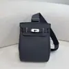 2026 Novo Modelo Transfronteiriço Togo Couro Bovino de Camada Superior Bolsa de Peito Kelly, Mochila Pequena de Ombro Único para o Dia a Dia da Moda Unissex Tendência
