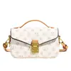Bolso Cuadrado Pequeño para Presbicia para Mujer, Bolso de Lujo Accesible de Nicho Tofu para Mujer, Nuevo Bolso Bandolera de Hombro de Gama Alta 2025