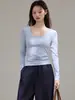 Algodão penteado 40 fios, etiqueta na gola, camiseta de manga longa com decote U grande estilo francês que valoriza o corpo para mulheres, nova blusa de outono, peça básica