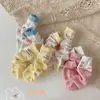 Venta de liquidación de calcetines para niños al por mayor. Artículos de liquidación de alta calidad con descuento. Calcetines de moda estilo coreano para primavera/verano para niños, niñas y estudiantes