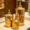 Pote Decorativo Dourado Esculpido de Luxo Leve com Tampa Recipiente para Armazenamento de Doces e Lanches