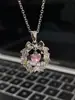 Collar con Lazo de Corona de Amor para Mujer, Cadena para Clavícula, Diseño de Nicho de Lujo Ligero, Estilo Ins Navideño, Colgante de Corazón para Mejor Amiga Estudiante