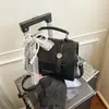 Bolsa Simples para Mulheres Nova Moda Primavera 2026 Bolsa de Ombro de Nicho para Sobraco Bolsa Pequena Quadrada Transversal de Alta Qualidade