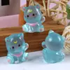 Resina Luminiscente Gatito Saludando a la Luna Luna Gato Figura Linda Moderna Creativa Decoración de Escritorio de Coche Pequeño Adorno
