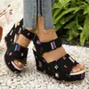Sandalias de cuña de plataforma gruesa para mujer, que aumentan la altura, nuevas de verano 2026, talla grande, sandalias casuales con cierre de velcro para comercio exterior
