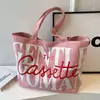 Bolsa Versátil Ins para Commuter Bolsa Tote de Lona Grande Capacidade com Letras para Mulheres Nova Bolsa de Lona de Nicho Tailandês 2025