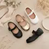 Zapatos pequeños de cuero ligeros y cómodos para niñas, para uso diario, fiestas escolares y salidas, color liso, de una sola tira, de corte bajo, estilo retro coreano