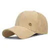 Nuevo Estilo Pequeña Letra Fragante Felpa Suave Amigable con la Piel Cómoda Ajustable Gorra de Béisbol de Tapa Dura Sombreros a Juego para Pareja