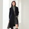 Casaco de Lã Feminino com Lapela Dupla e Dois Botões para Outono/Inverno de 2026, Longo, Corte Solto que Emagrece, para o Dia a Dia, 100% Lã