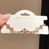 Elegante y genial pulsera con colgante en forma de diamante incrustado con diamantes de estilo forestal, un accesorio de lujo de alta gama para mujer