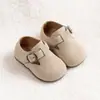 Sapatos infantis de couro camurça, estilo primavera e outono, sapatos para bebês aprenderem a andar, sapatos estilosos de princesa para crianças pequenas, sapatos para bebês com sola macia para caminhar