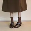 Mocassins Pontudos com Salto Bloco Estilo Old Money Retrô para Mulheres 2026 Novos Versáteis Estilo Britânico Slip-On Couro