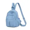 Mochila ligera de nailon, perfecta para salidas casuales, compras y uso diario. Una bolsa versátil y portátil para mujer, ideal para ir de compras, ir al trabajo y viajar.