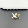 Broche Esmaltado Listrado de Avião Pequeno Japonês e Coreano da Moda Atacado Moda Pin de Lapela Insígnia Versátil Roupas
