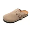Sapatos Birkenneth de Couro Retro com Solado Macio Femininos 2025 Primavera e Outono Calçados Externos Meio Chinelos Slip-on Sapatos Birkenneth Femininos com Solado Grosso