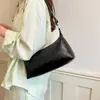 Bolsas Coreanas de Nicho 2026 Bolsa de Mão Acolchoada Versátil para o Dia a Dia Bolsa de Ombro para Usar sob o Braço Bolsa de Ombro Mais Vendida Bolsa Feminina