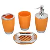 Set de Accesorios de Baño de Plástico Europeo y Americano de Seis Piezas, Artículos de Baño, Set de Cepillo para Inodoro, Botella de Líquido Galvanizado, Cubo de Basura al por Mayor