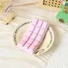 Pequeño dragón de leche poco convencido pellizco música juguete de rebote lento artefacto de descompresión ventilación neto rojo adorable lindo divertido tiembla