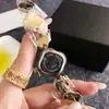 Reloj para Mujer con Logo Personalizado Trébol de Cuatro Hojas Pulsera Negra Dorada Reloj para Mujer Estilo Pulsera Venta al por Mayor Transfronteriza Reloj Impermeable