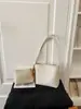 Bolso de Mano con Patrón Tejido de Nicho de Moda Transfronteriza para Mujer, Nuevo Bolso Cubo Retro de Gama Alta, Bolso de Hombro