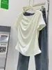 Camiseta de Manga Curta com Gola Plissada Irregular Estilo Francês para Mulheres, Verão Nicho Único Bonito Cintura Marcada Ombro a Ombro