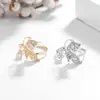 Anillo Abierto de Mariposa con Circonita Incrustada de Cobre Electrochapado para Mujer, Diseño Moderno y Compacto, Anillo para Dedo Índice Estilo Coreano, Lujo Ligero