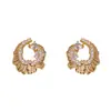 Brincos de Metal Irregulares com Studs de Diamante Estilo Retro Moda Francesa com um Estilo Minimalista Versátil para o Dia a Dia Levemente Luxuoso