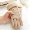Luvas de Camurça Femininas com Forro de Fleece Espessadas Quentes de Inverno Luvas de Lã Fofas Femininas para Equitação Resistentes ao Frio Ciclismo à Prova de Vento