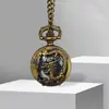 Reloj de Bolsillo Pequeño Hueco Doce Constelaciones Venta al por Mayor Collar Vintage Versátil Colgante Reloj con Tapa de Constelación de los 12 Zodiacos Fábrica Cuarzo