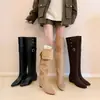 Botas de Moda Coreanas Hasta la Rodilla que Aumentan la Altura, Nuevo Color Melard, Uso Bidireccional con Hebilla y Tacón de Plataforma