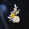 Broche de circonita con incrustaciones de cobre de alta resistencia, broche floral de temperamento de moda, abrigo, ramillete, accesorio de vestir elegante y digno