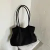 Bolsa de Veludo Camurçado Feminina 2026 Novo Estilo Tendência Outono Retrô Milanesa para o Trabalho Bolsa Tote Grande Capacidade Bolsa de Ombro