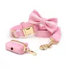Conjunto Especial de Coleira e Guia de Veludo Cisne para Cachorro Suporte para Saquinhos de Cocô para Cães Pequenos e Médios