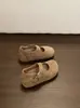 Sapatos Mary Jane verdes de sola grossa estilo retrô para aumentar a altura para mulheres, novo estilo de verão, versáteis com saias, mocassins, sapatos Birkenstock
