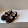 Zapatos Mary Jane estilo Chanel para niños pequeños zapatos de terciopelo para niños pequeños zapatos de algodón para niñas con pelusa añadida segundo algodón zapatos de princesa para bebé 2026