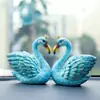 Adornos Pequeños para Exteriores Cisne Corona Nueva Transfronterizos Adornos Creativos para Patio Hogar Coche Artesanía de Estatua de Resina