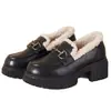 Mocasines de Felpa con Suela Gruesa para Mujer 2026 Nuevo Estilo Invierno Estilo Británico Zapatos Pequeños de Cuero Cálidos Peludos Slip-on Zapatos de Algodón