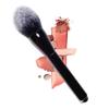 Fondo negro pico blanco llama pincel de maquillaje pincel de rubor pincel de pintura suelta juego de pintura de miel pincel de maquillaje lana suave mango de madera individual