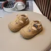 Sandalias para Bebé Verano Nuevas Llegadas Infantil Pequeño Suela Suave Zapatos Caminadores Unisex Punta Cerrada Transpirables Antipatadas Niño Pequeño Zapatos de Playa
