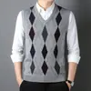 Colete de malha masculino transfronteiriço, roupa masculina casual de negócios, 6% lã, padrão losango jacquard outono e inverno, suéter sem mangas com gola V