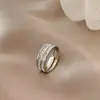 Anéis Simples de Aço Titânio Casal Estilo Coreano, Anéis Coloridos que Não Desbotam, Anéis Minimalistas de Banda Fechada, Anéis de Nicho para Mulheres Atacado