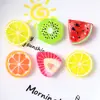 Rodajas de Fruta de Sandía Kiwi Simuladas Juguetes de Comida de Resina Accesorios para Joyería DIY Pasador Llavero Flor para Zapatos Material